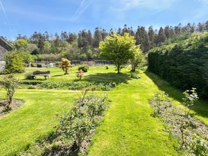 Photo 13- click for photo gallery